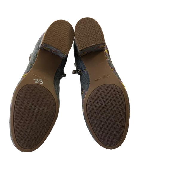 Zigi Soho Nydia Pink Floral & Gray Ankle Boots Booties Size 8 Heel height 2.5" - Picture 5 of 7